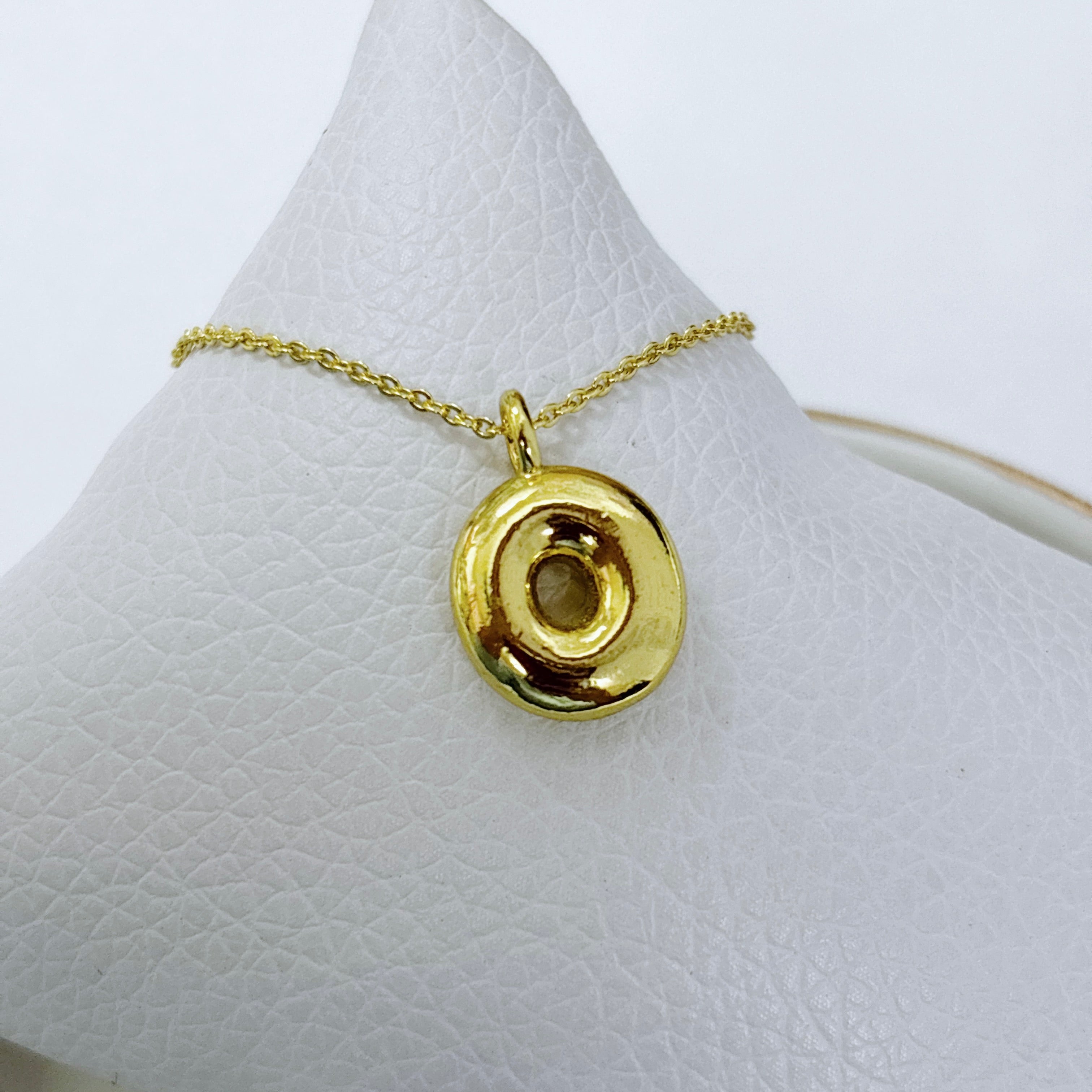 Collar Ajustable Inicial Burbuja