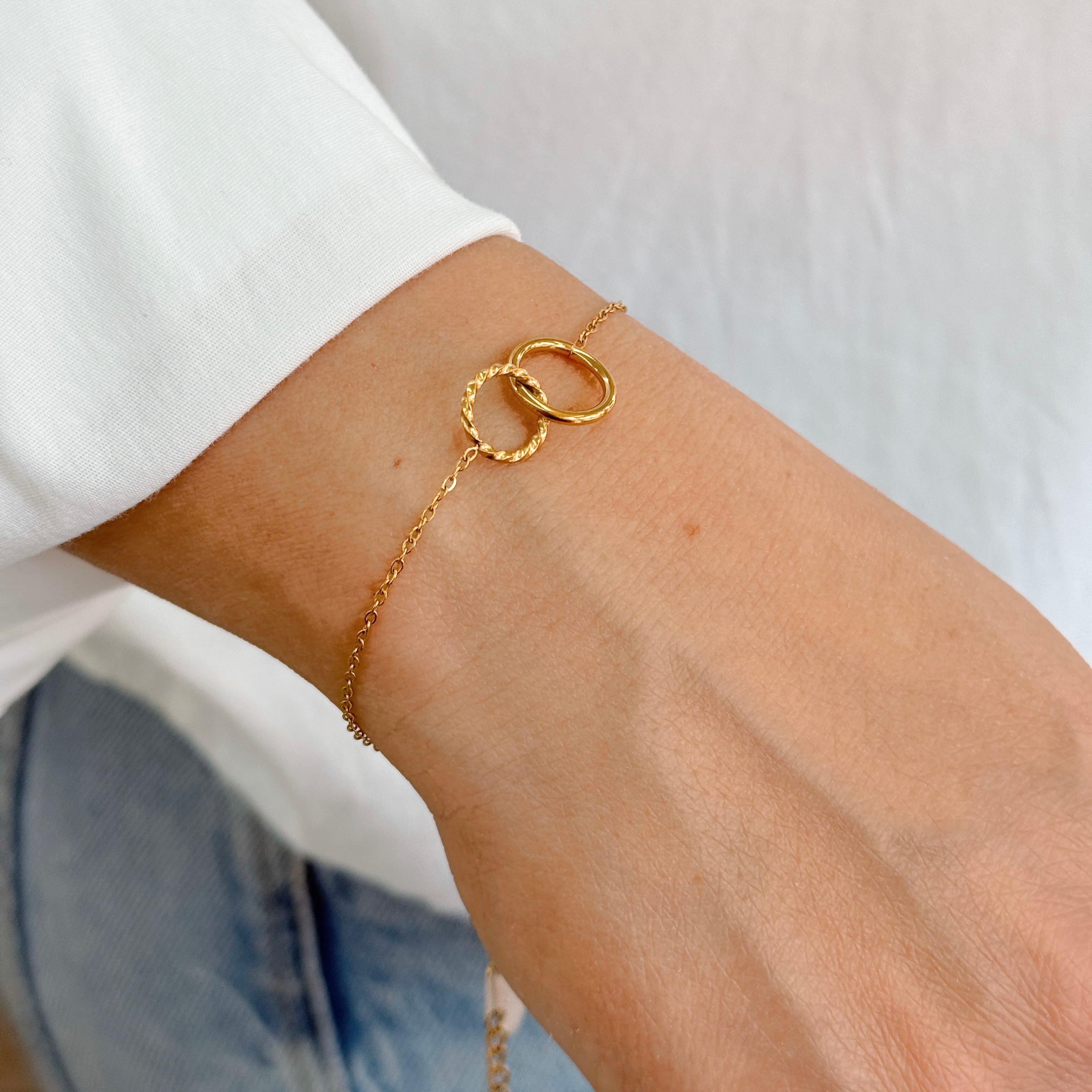 Pulsera Doble Círculo