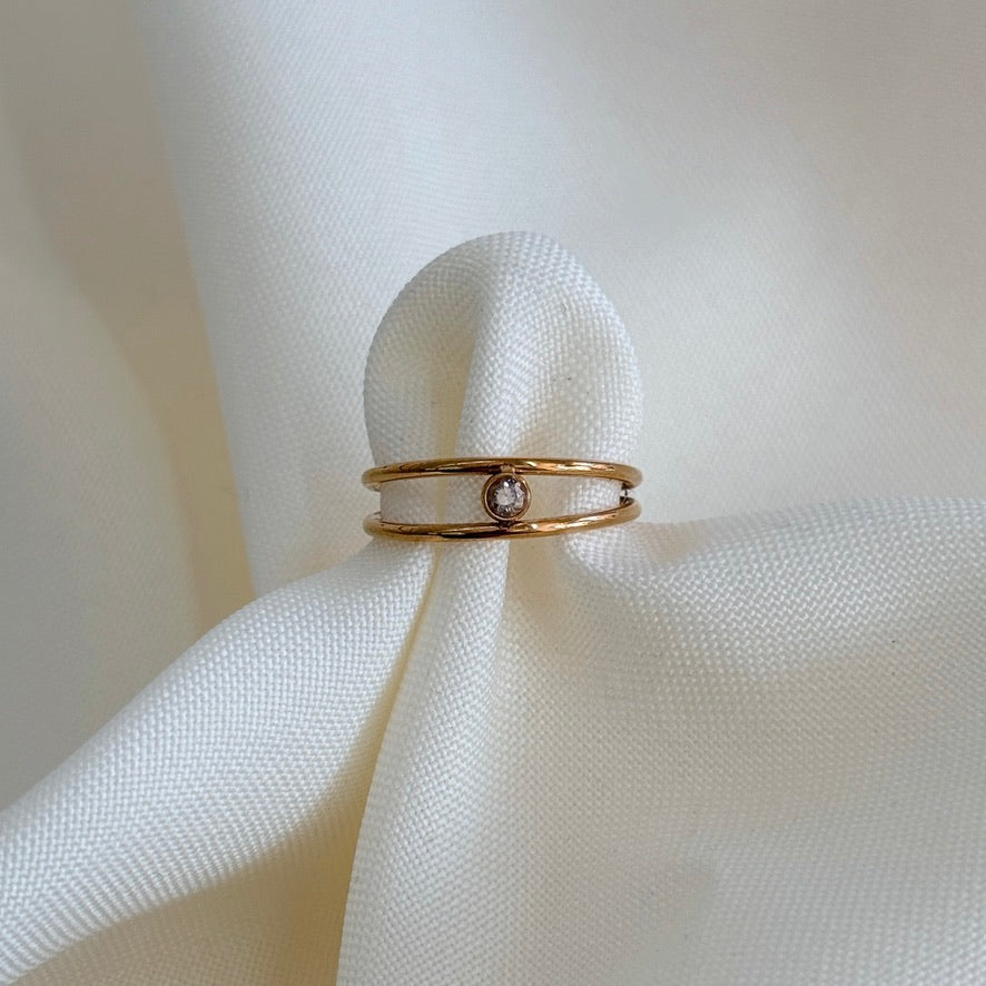 Anillo Doble Línea con Cristal