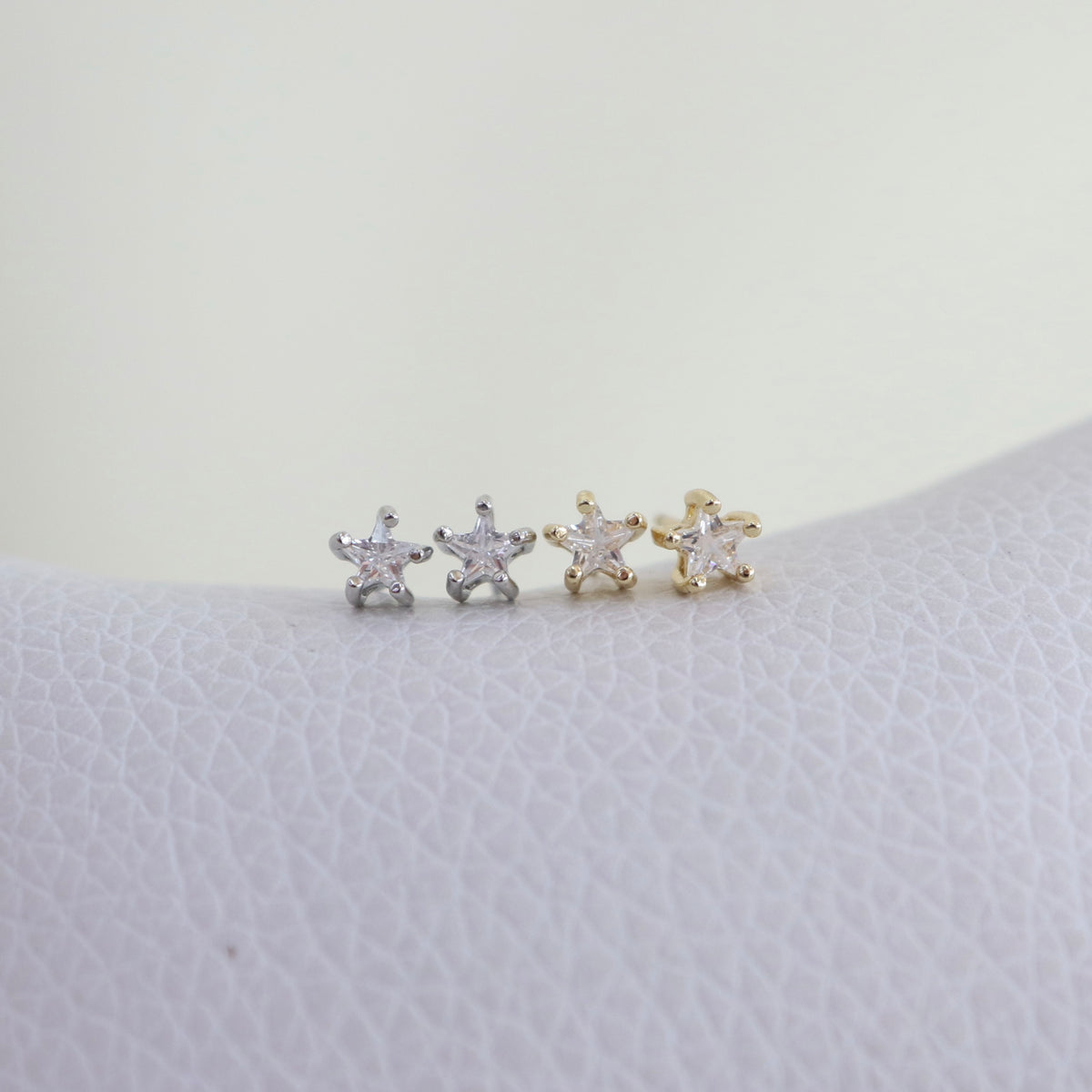 Studs Estrella