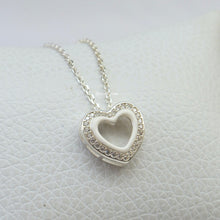 Cargar imagen en el visor de la galería, Collar Corazón
