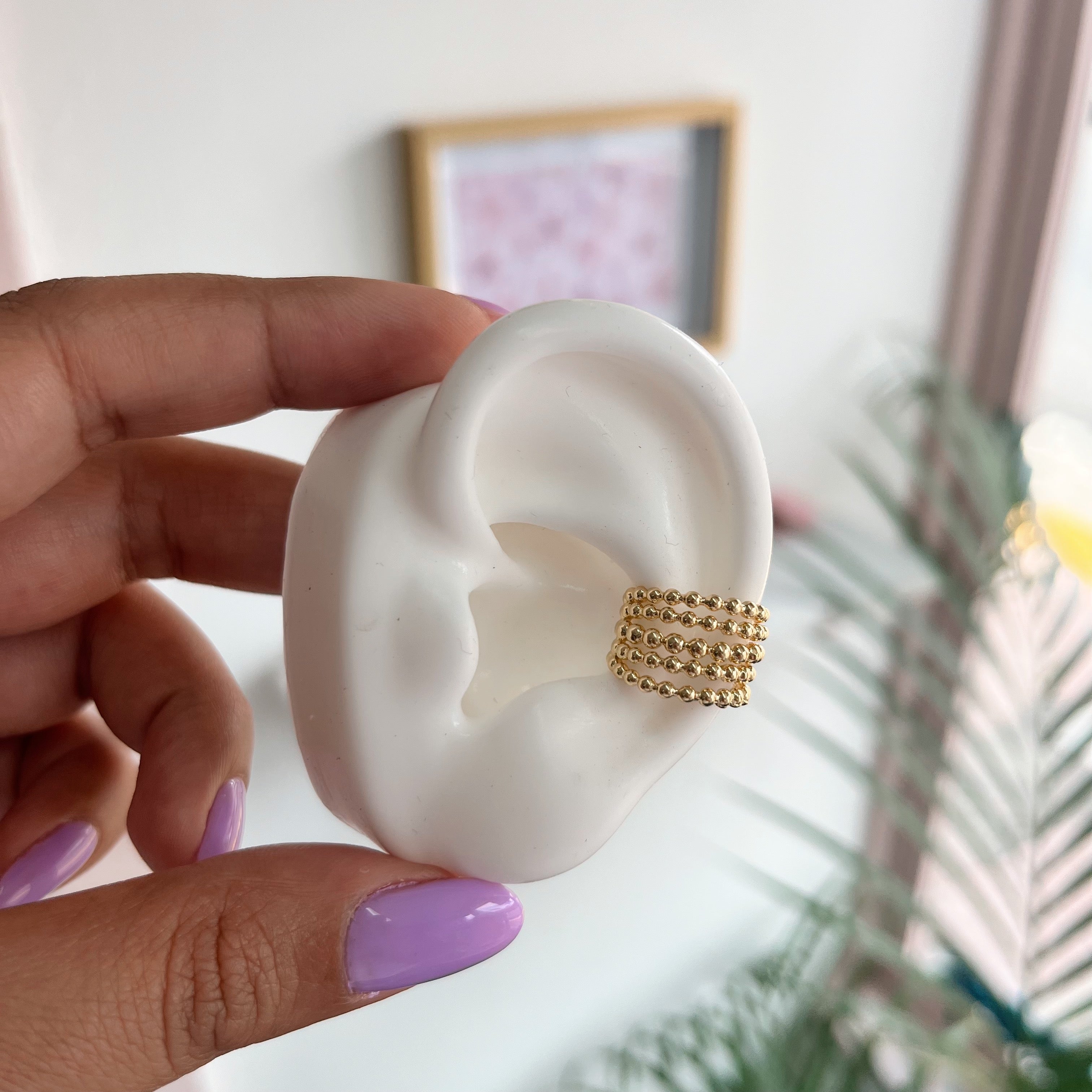 Earcuff Múltiples Bolitas Dorado