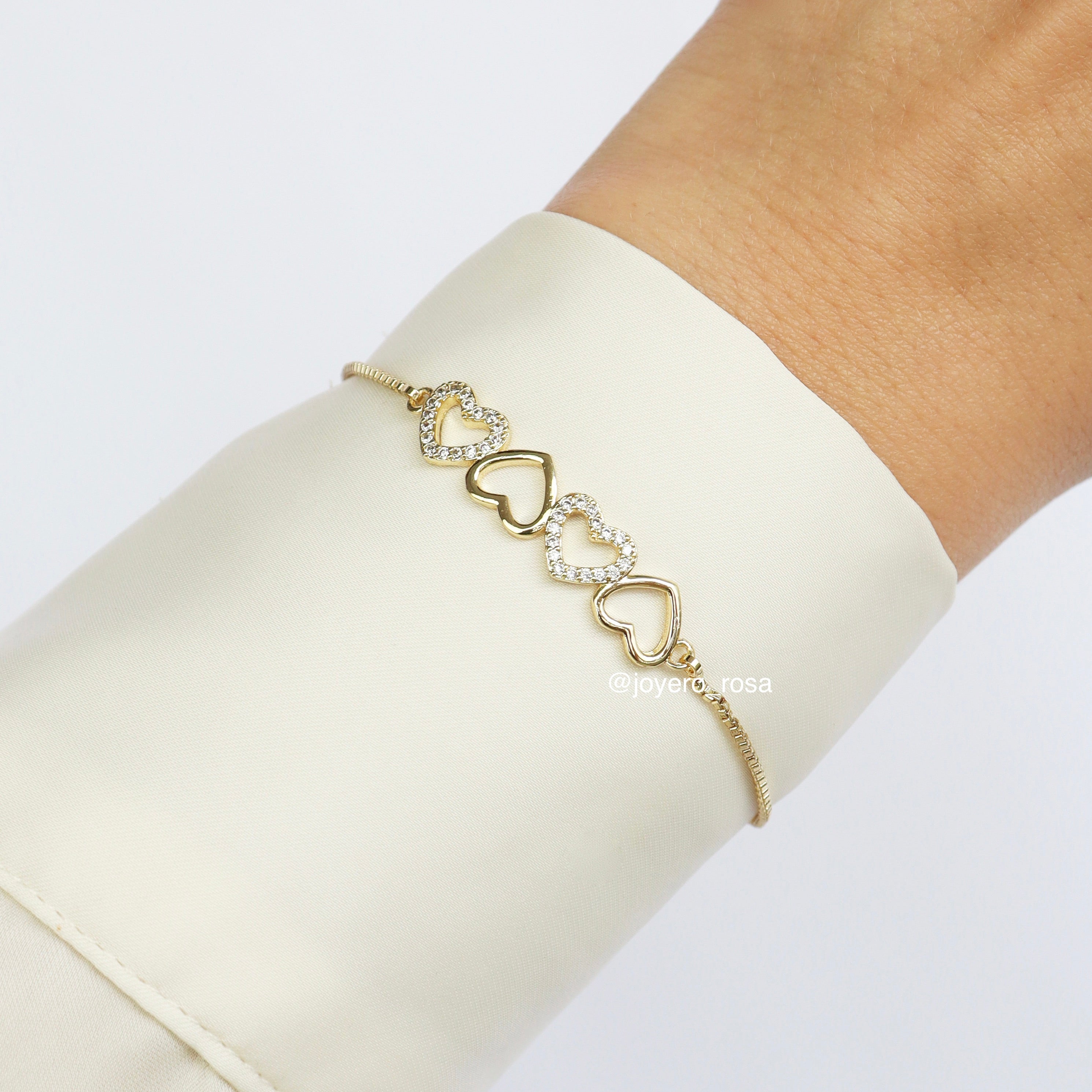 Pulsera Ajustable Corazones