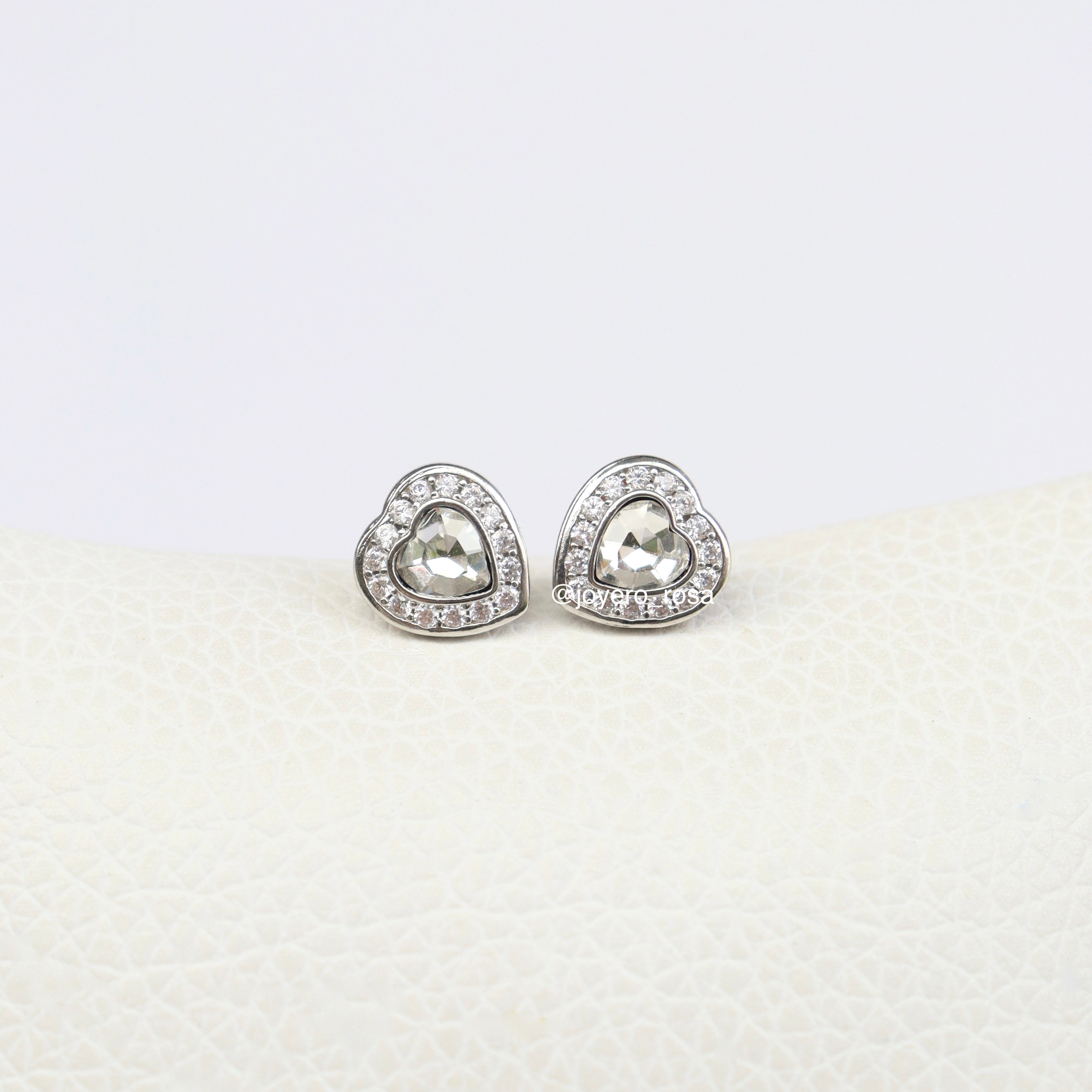 Studs Corazón Brillo