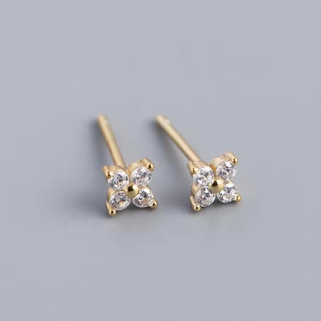 Studs Flor Color