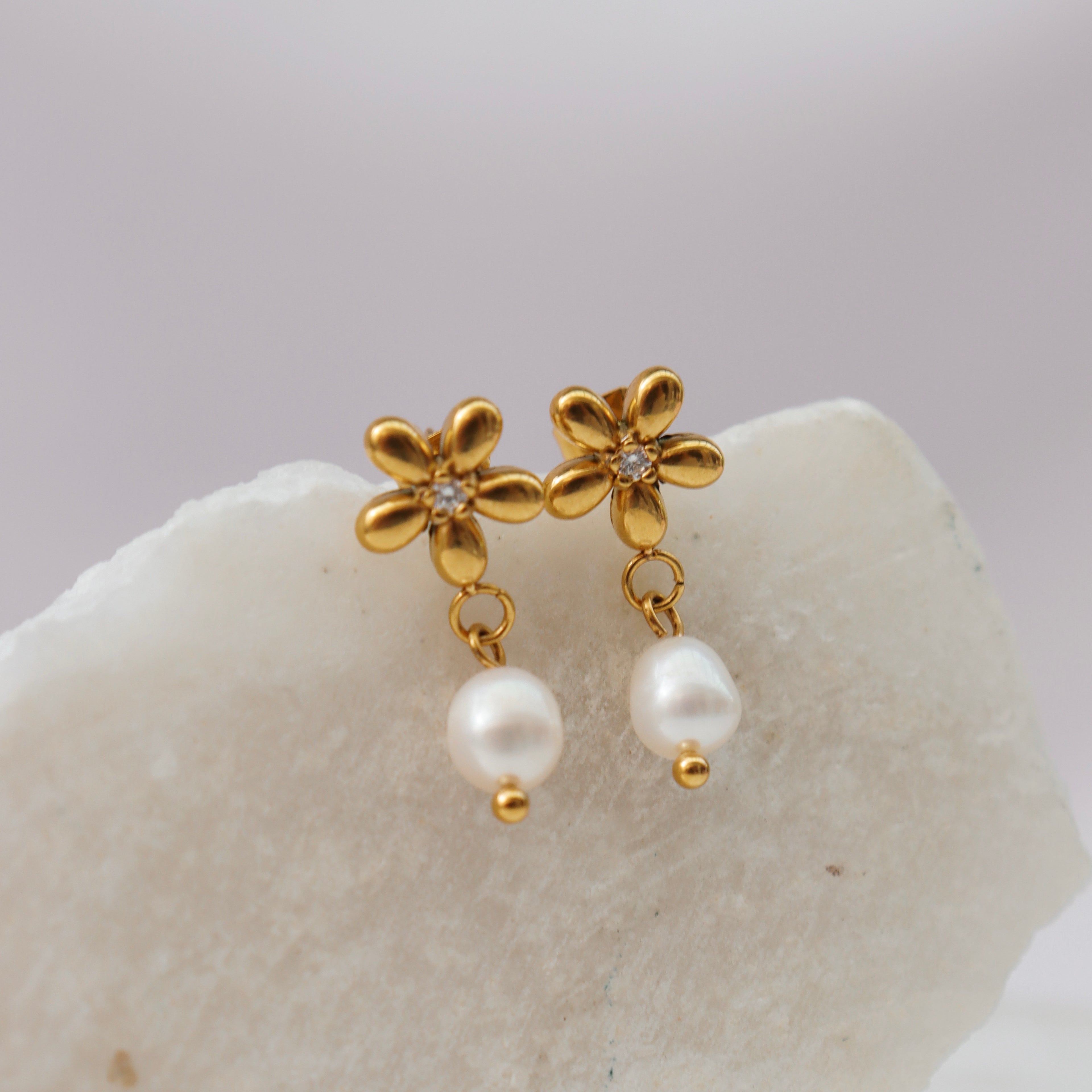 Aretes Flor con Perla
