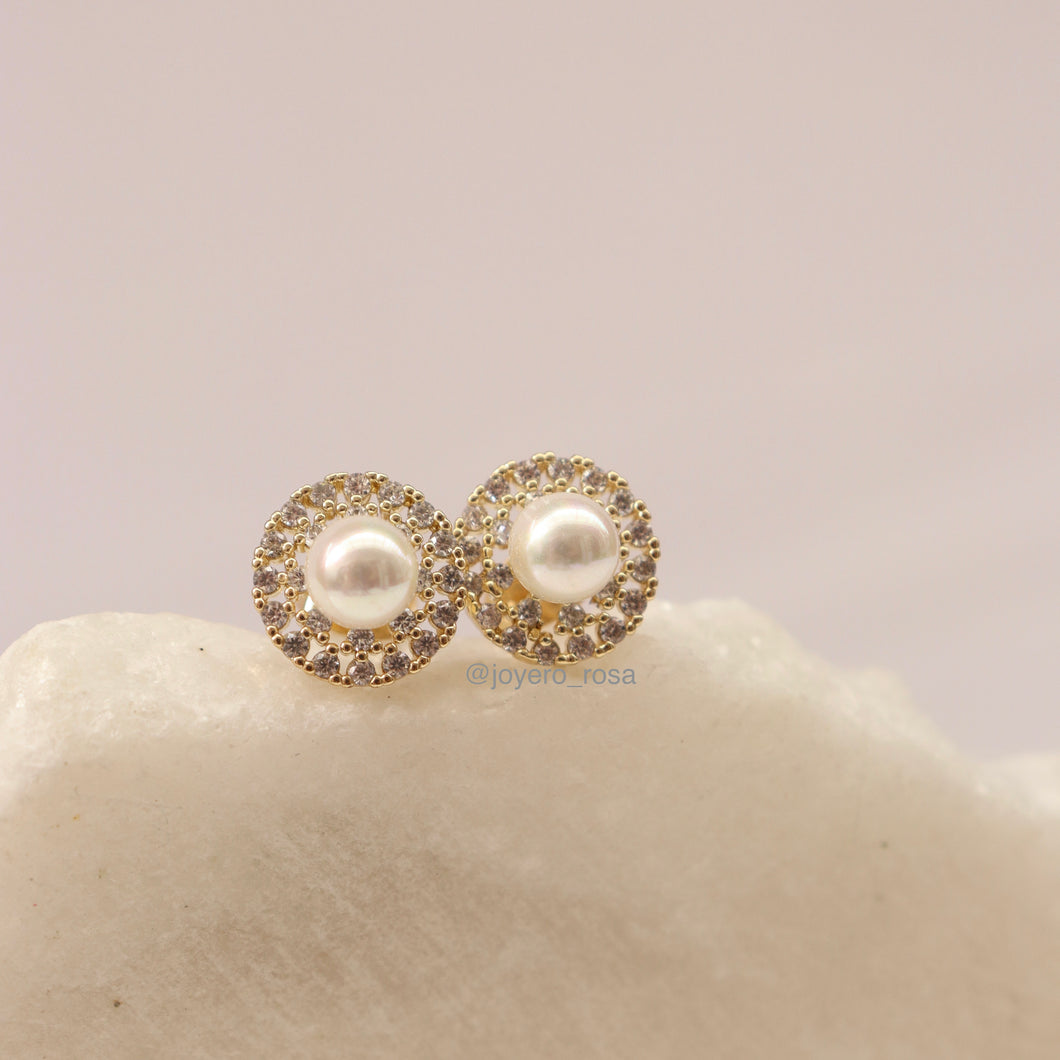 Studs Perla con Brillos