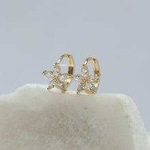 Cargar imagen en el visor de la galería, Huggies Flor Clear
