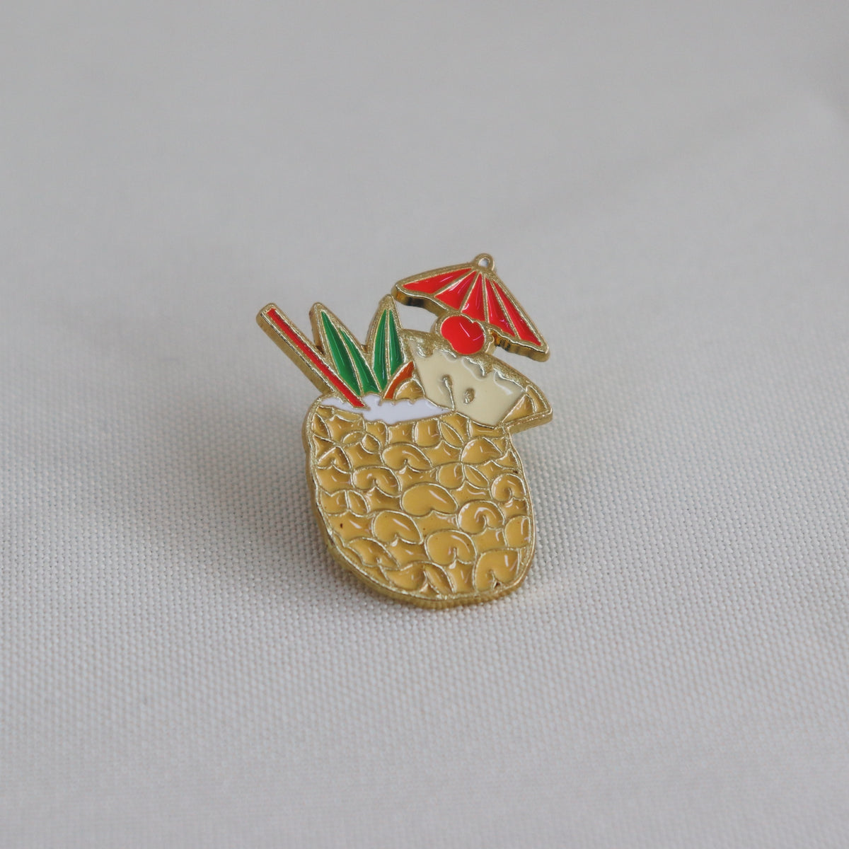 Pin Piña Colada
