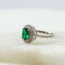 Cargar imagen en el visor de la galería, Anillo Cristal Color Ovalado
