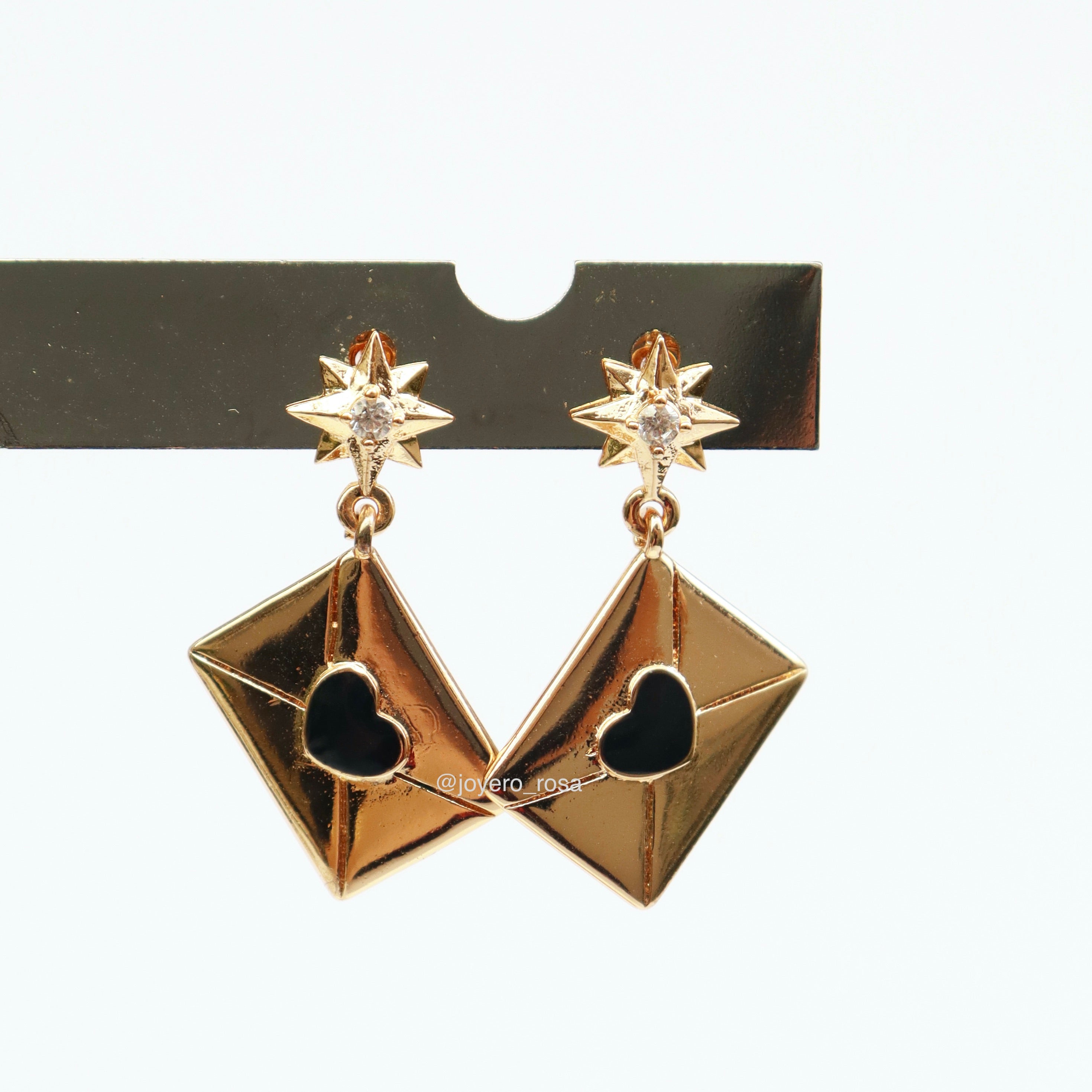 Aretes Sobre Corazón