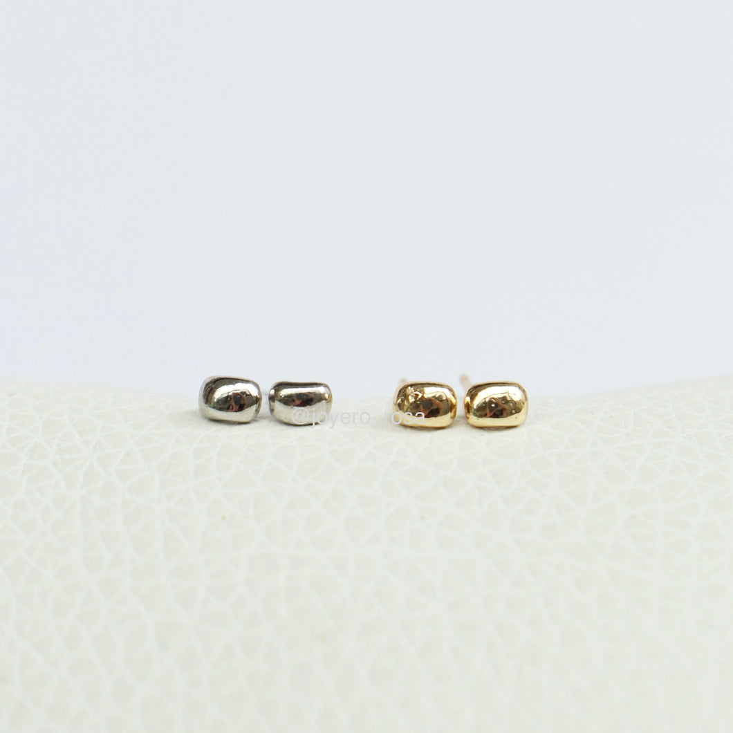 Studs Semi Ovalados Mini