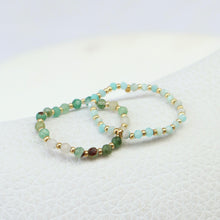 Cargar imagen en el visor de la galería, Anillo Abalorios
