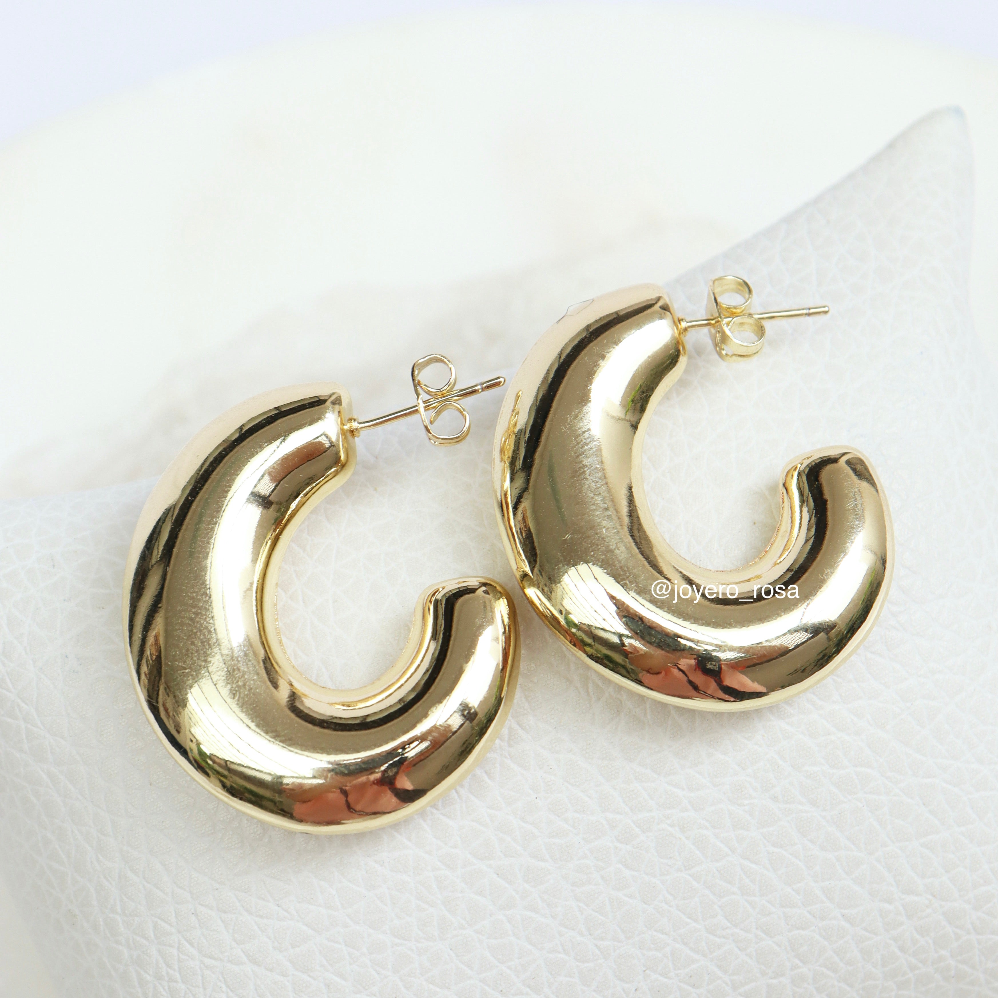 Semi Hoops
