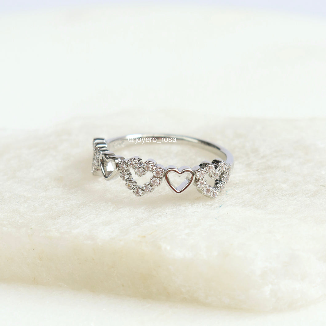 Anillo Corazones con Cristales