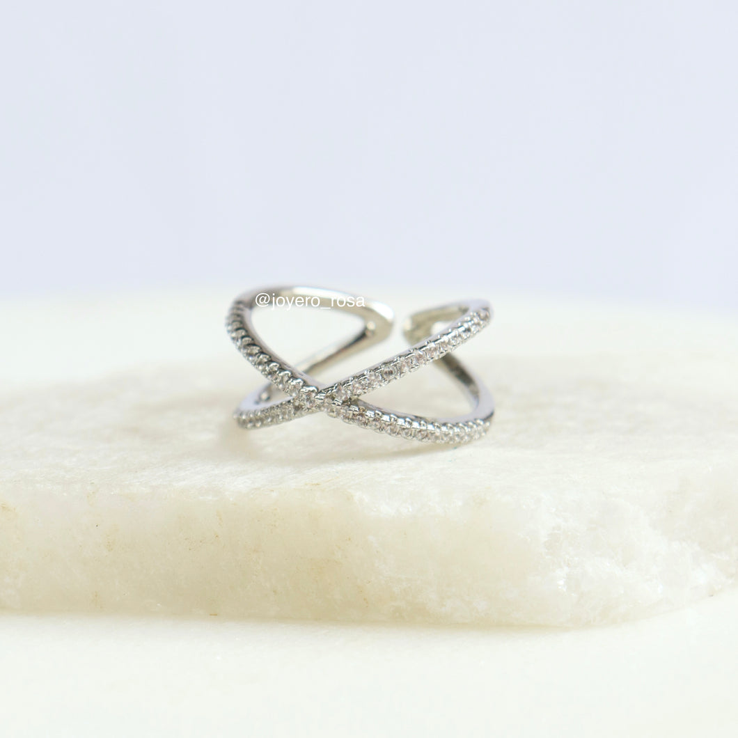 Anillo Cruzado con Cristales Ajustable