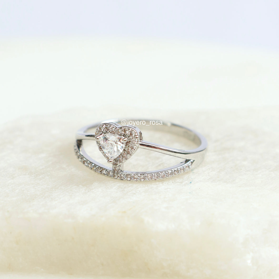 Anillo Corona Corazón con Cristales