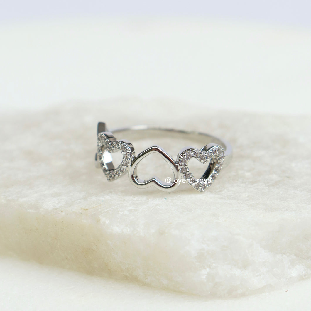 Anillo Corazones con Cristales