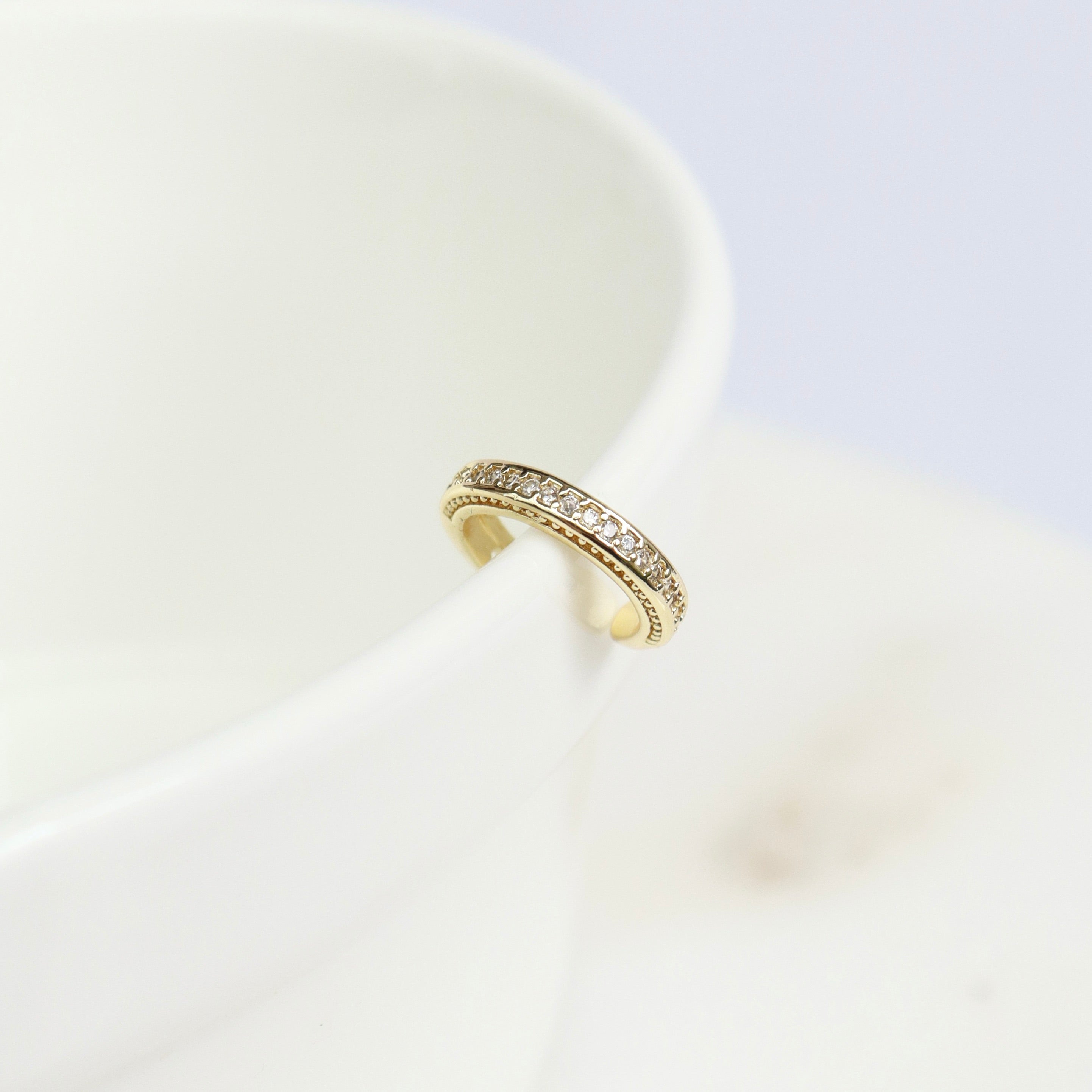 Earcuff Línea Cristales