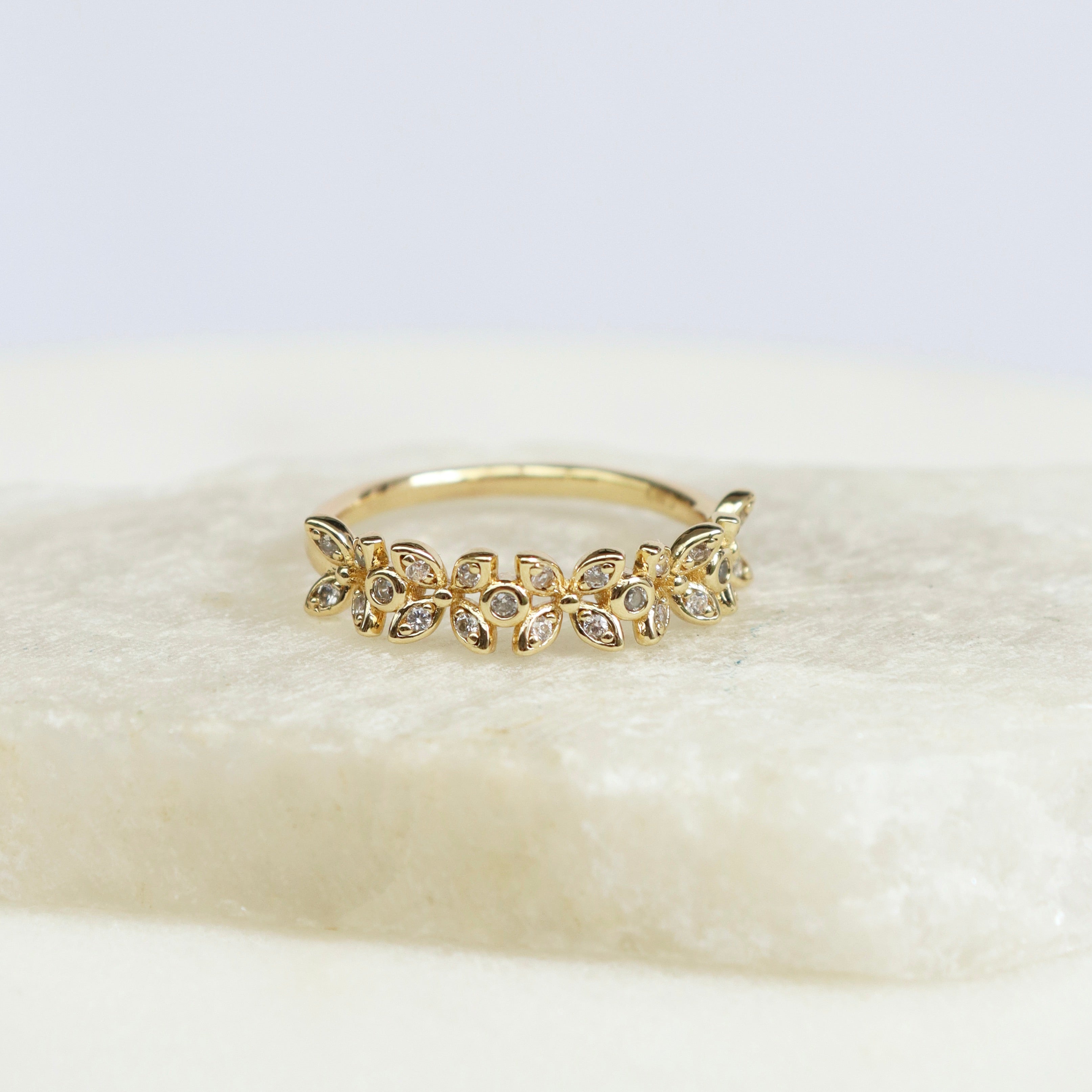 Anillo Flores con Cristales