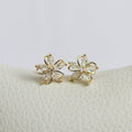 Stud Flor Cristales Clear