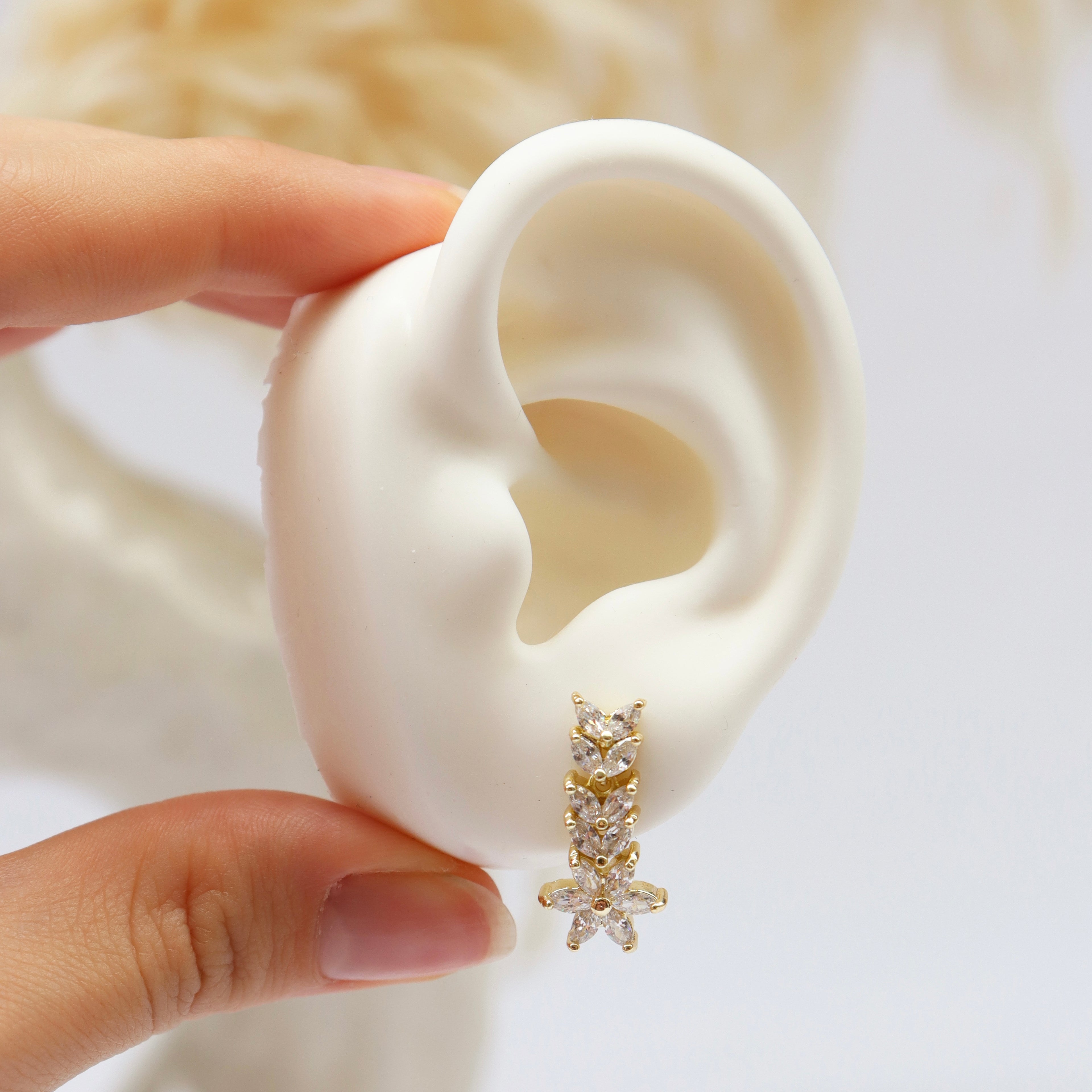 Aretes Largo Flor con Cristales