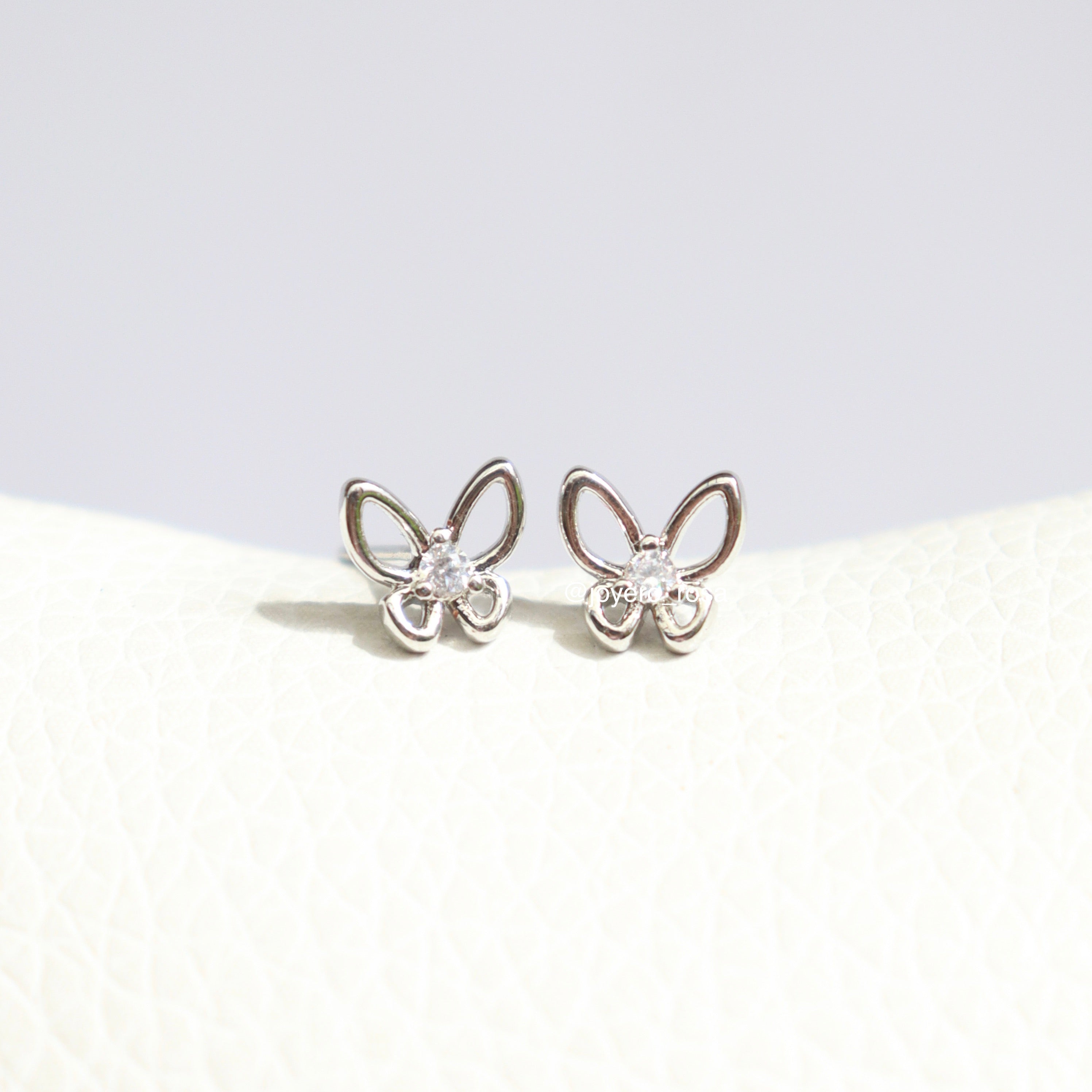 Studs Mariposa