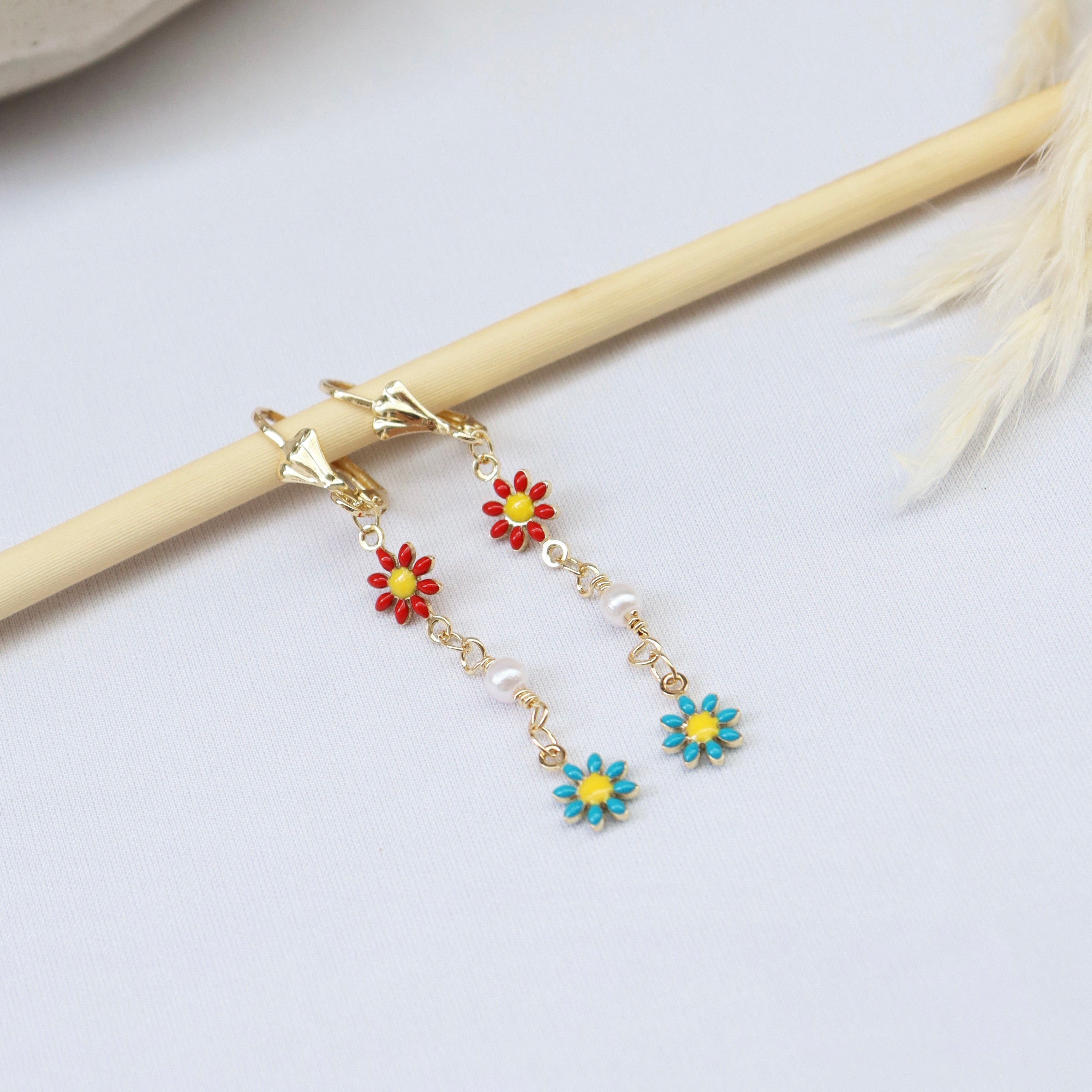 Aretes Largos Perlas y Margaritas