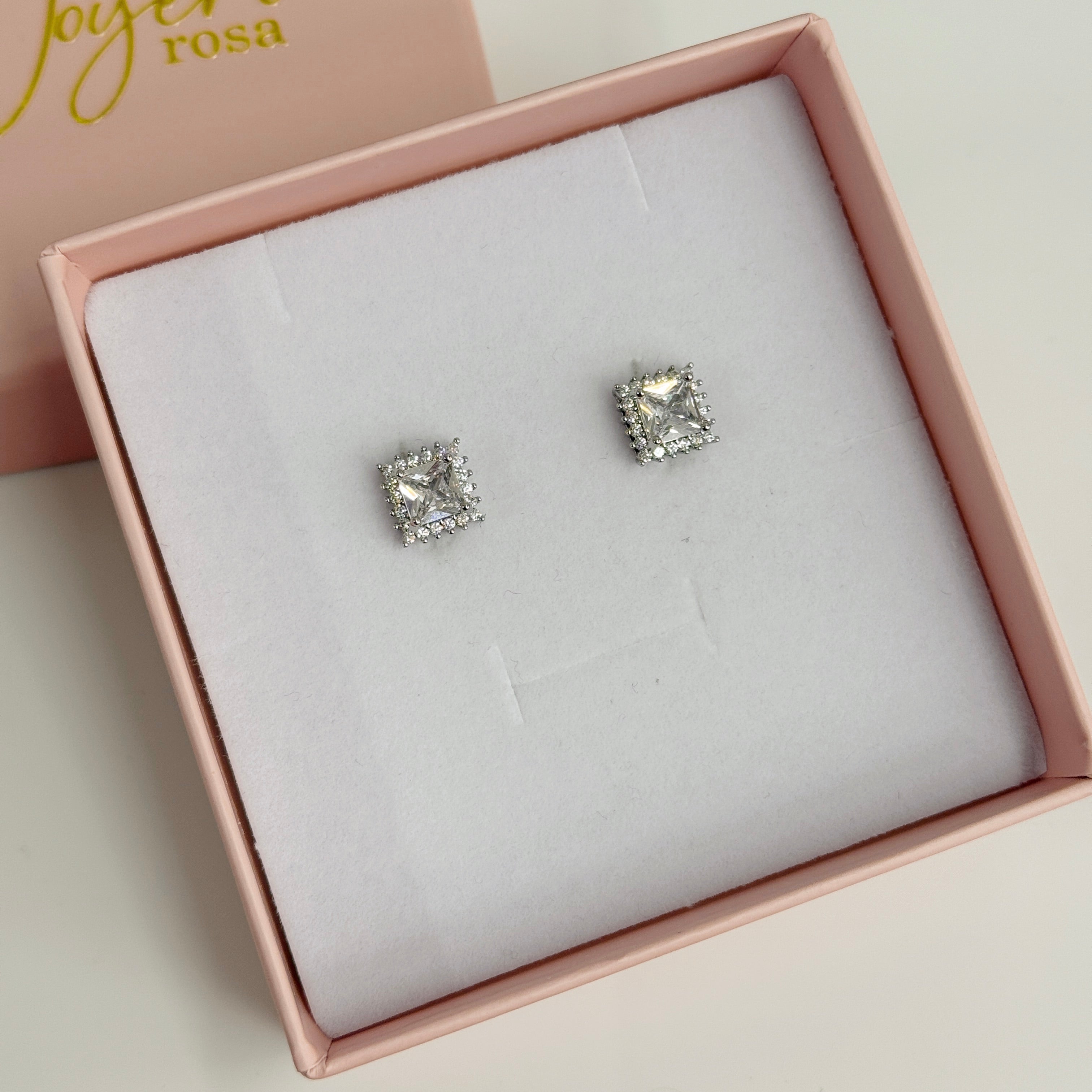 Studs Cuadrados