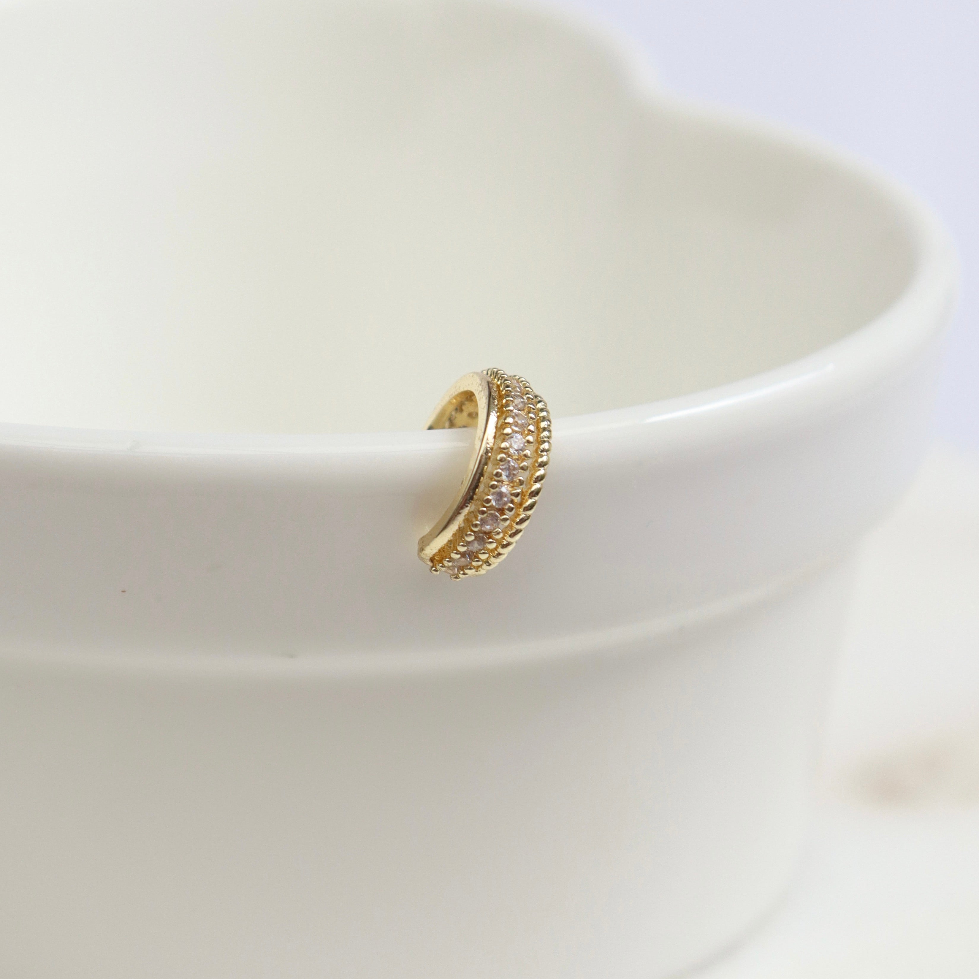 Earcuff Línea de Brillos
