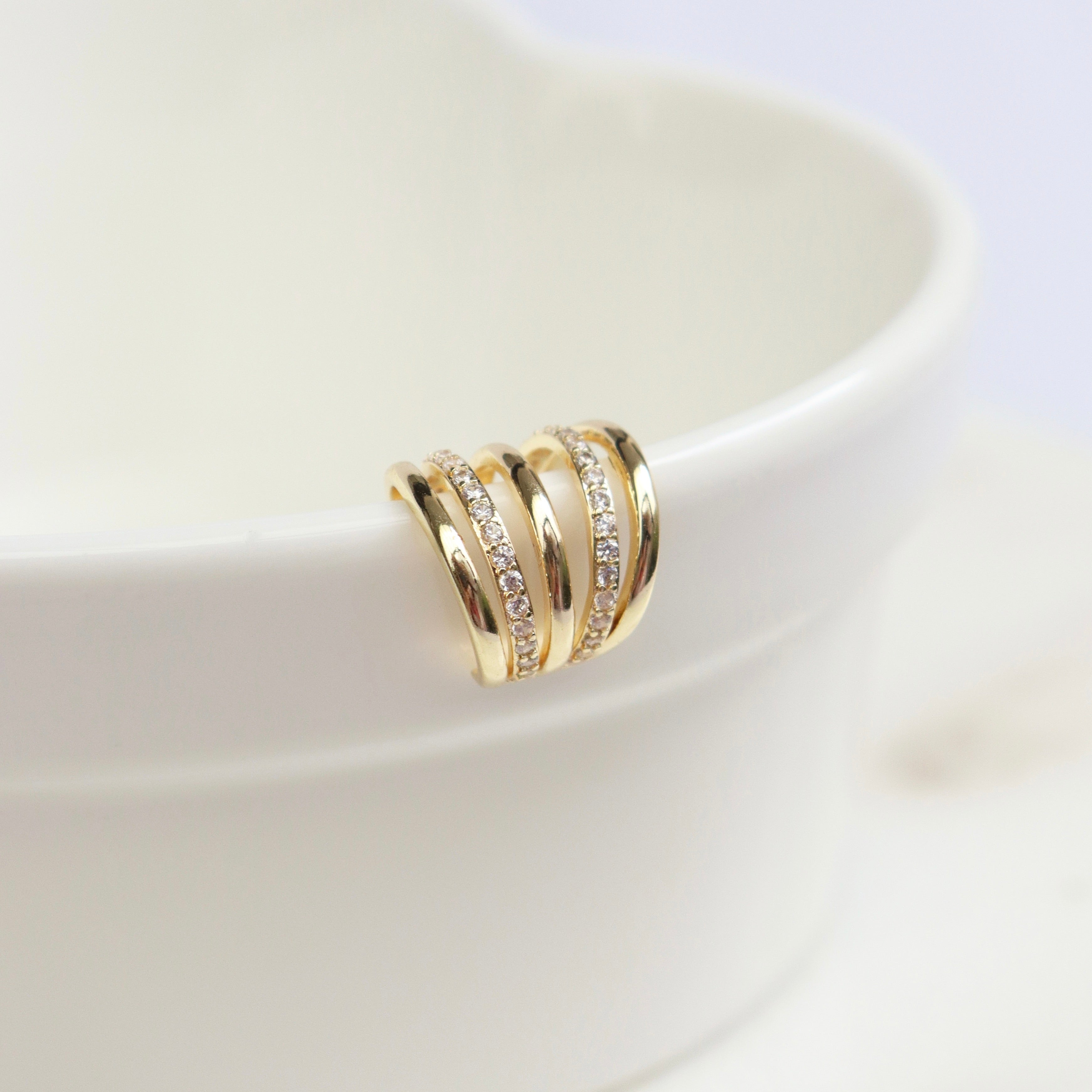 Earcuff Líneas con Cristales